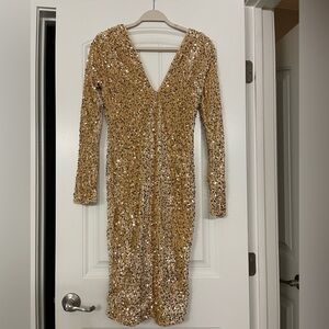 Faeriesty knee length sequin dress size M fits like a S